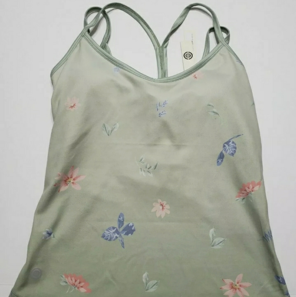 MAX STUDIO PERFORMANCE Workout Tank Small